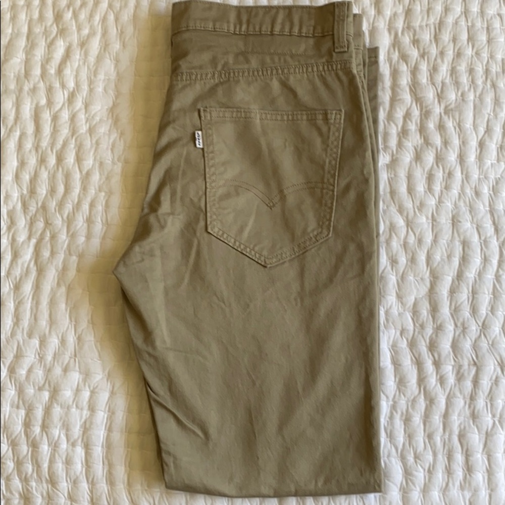 Levis pants